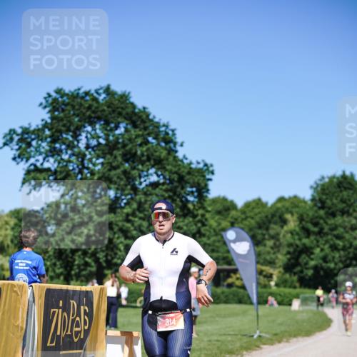 21.06.2026 - Viking Triathlon Michael Burmester http://msf.ph/oto/9884623 21.06.2026 16:04:01 Radfahren  meine-sportfotos.de