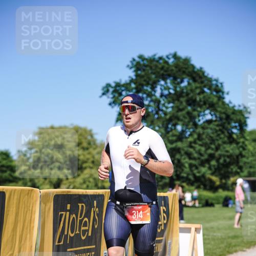 21.06.2026 - Viking Triathlon Michael Burmester http://msf.ph/oto/9884634 21.06.2026 16:04:02 Radfahren  meine-sportfotos.de