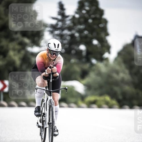 21.06.2026 - 29. Vierlanden-Triathlon H.Heesch http://msf.ph/oto/9884657 21.06.2026 10:36:16 Radfahren 223, 349, 504 meine-sportfotos.de