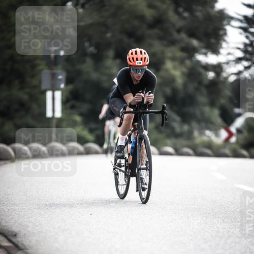21.06.2026 - 29. Vierlanden-Triathlon H.Heesch http://msf.ph/oto/9884670 21.06.2026 09:19:20 Radfahren 24, 99, 169, 224, 228 meine-sportfotos.de