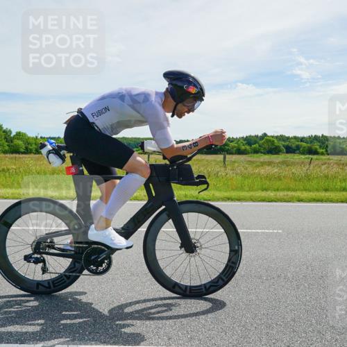 21.06.2026 - Viking Triathlon Michael Burmester http://msf.ph/oto/9884694 21.06.2026 11:26:58 Radfahren 41, 63, 65, 74, 94, 103, 162, 211, 266, 270, 344, 348, 387, 460, 569, 608, 653, 668 meine-sportfotos.de
