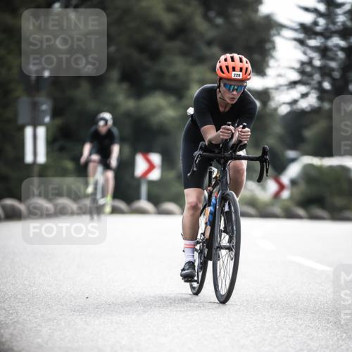 21.06.2026 - 29. Vierlanden-Triathlon H.Heesch http://msf.ph/oto/9884730 21.06.2026 09:19:21 Radfahren 24, 99, 169, 224, 228 meine-sportfotos.de