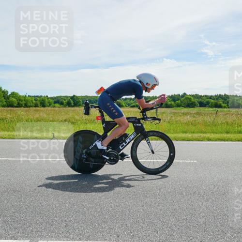 21.06.2026 - Viking Triathlon Michael Burmester http://msf.ph/oto/9884752 21.06.2026 11:27:14 Radfahren 41, 44, 63, 65, 74, 87, 94, 111, 154, 162, 163, 166, 227, 266, 275, 411, 484, 522, 651, 665, 668 meine-sportfotos.de