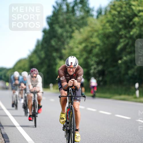 21.06.2026 - Viking Triathlon Michael Burmester http://msf.ph/oto/9884761 21.06.2026 11:20:20 Radfahren 2, 19, 21, 73, 98, 126, 200, 238, 391, 404, 472, 509, 532, 543, 568, 625 meine-sportfotos.de