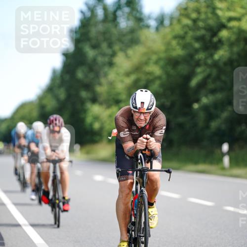 21.06.2026 - Viking Triathlon Michael Burmester http://msf.ph/oto/9884792 21.06.2026 11:20:20 Radfahren 2, 19, 21, 73, 98, 126, 200, 238, 391, 404, 472, 509, 532, 543, 568, 625 meine-sportfotos.de