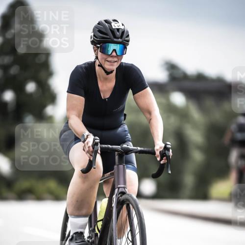 21.06.2026 - 29. Vierlanden-Triathlon H.Heesch http://msf.ph/oto/9884803 21.06.2026 10:36:19 Radfahren 223, 349, 504 meine-sportfotos.de