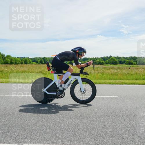 21.06.2026 - Viking Triathlon Michael Burmester http://msf.ph/oto/9884811 21.06.2026 11:27:22 Radfahren 44, 74, 87, 111, 154, 163, 166, 227, 275, 411, 417, 484, 522, 567, 649, 651, 665 meine-sportfotos.de
