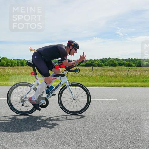 21.06.2026 - Viking Triathlon Michael Burmester http://msf.ph/oto/9884856 21.06.2026 11:27:59 Radfahren 38, 72, 95, 122, 186, 315, 355, 357, 422, 438, 439, 450, 670 meine-sportfotos.de