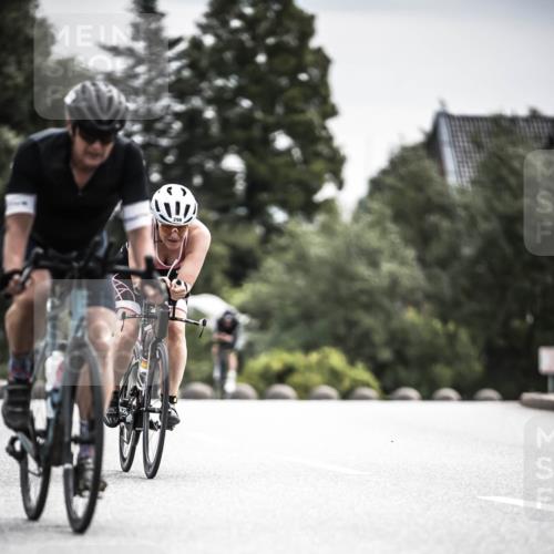 21.06.2026 - 29. Vierlanden-Triathlon H.Heesch http://msf.ph/oto/9884872 21.06.2026 10:36:39 Radfahren 51, 78, 99, 106, 177, 298 meine-sportfotos.de