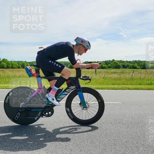 21.06.2026 - Viking Triathlon Michael Burmester http://msf.ph/oto/9884876 21.06.2026 11:28:06 Radfahren 38, 72, 95, 186, 241, 315, 355, 357, 422, 439, 655, 670 meine-sportfotos.de