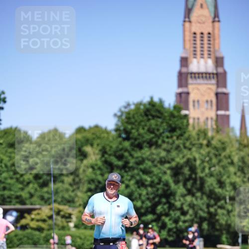 21.06.2026 - Viking Triathlon Michael Burmester http://msf.ph/oto/9884882 21.06.2026 16:04:42 Radfahren  meine-sportfotos.de