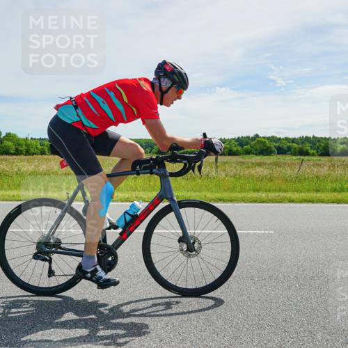 21.06.2026 - Viking Triathlon Michael Burmester http://msf.ph/oto/9884894 21.06.2026 11:28:16 Radfahren 95, 241, 259, 355, 422, 439, 559, 655 meine-sportfotos.de