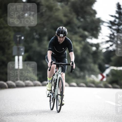 21.06.2026 - 29. Vierlanden-Triathlon H.Heesch http://msf.ph/oto/9884907 21.06.2026 09:19:24 Radfahren 99, 224, 228 meine-sportfotos.de
