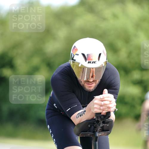 21.06.2026 - Viking Triathlon Michael Burmester http://msf.ph/oto/9884942 21.06.2026 11:20:34 Radfahren 2, 19, 21, 73, 100, 102, 170, 200, 237, 391, 404, 472, 498, 509, 543, 561, 568 meine-sportfotos.de