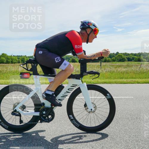 21.06.2026 - Viking Triathlon Michael Burmester http://msf.ph/oto/9885010 21.06.2026 11:30:01 Radfahren 34, 45, 125, 127, 150, 167, 188, 220, 300, 327, 333, 340, 356, 464, 519, 601, 615, 646, 656, 663 meine-sportfotos.de