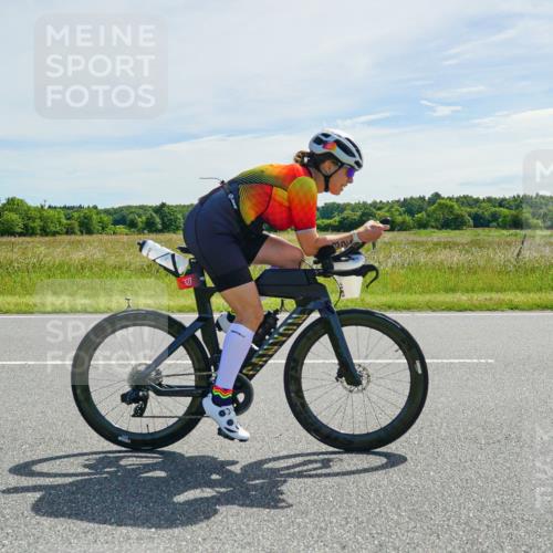 21.06.2026 - Viking Triathlon Michael Burmester http://msf.ph/oto/9885016 21.06.2026 11:30:03 Radfahren 27, 34, 45, 125, 127, 167, 188, 220, 300, 327, 333, 340, 356, 464, 519, 601, 610, 615, 646, 656, 663 meine-sportfotos.de