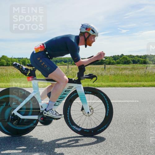 21.06.2026 - Viking Triathlon Michael Burmester http://msf.ph/oto/9885043 21.06.2026 11:30:05 Radfahren 27, 34, 45, 125, 127, 167, 188, 220, 300, 327, 333, 340, 356, 464, 519, 601, 610, 615, 646, 656, 663 meine-sportfotos.de