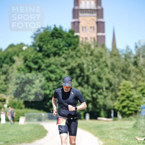 21.06.2026 - Viking Triathlon Michael Burmester http://msf.ph/oto/9885048 21.06.2026 16:05:19 Radfahren  meine-sportfotos.de