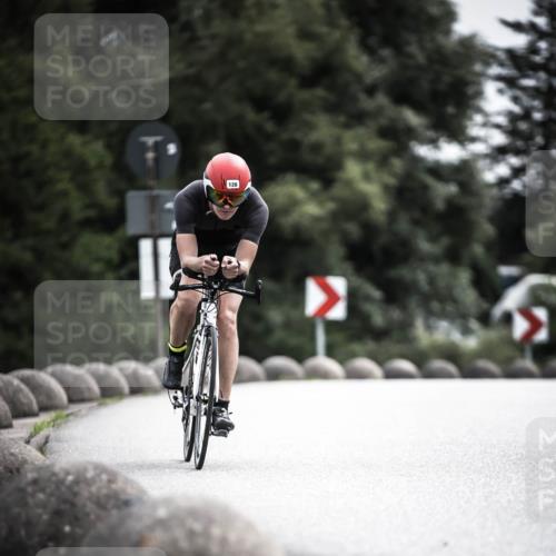 21.06.2026 - 29. Vierlanden-Triathlon H.Heesch http://msf.ph/oto/9885064 21.06.2026 10:36:49 Radfahren 55, 128, 197, 264, 292 meine-sportfotos.de