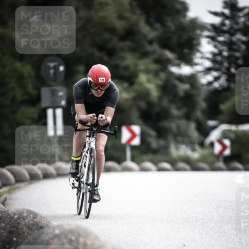 21.06.2026 - 29. Vierlanden-Triathlon H.Heesch http://msf.ph/oto/9885079 21.06.2026 10:36:50 Radfahren 55, 128, 197, 264, 292 meine-sportfotos.de