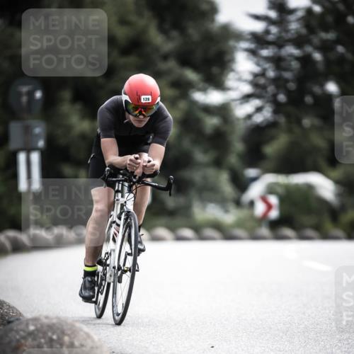 21.06.2026 - 29. Vierlanden-Triathlon H.Heesch http://msf.ph/oto/9885106 21.06.2026 10:36:50 Radfahren 55, 128, 197, 264, 292 meine-sportfotos.de