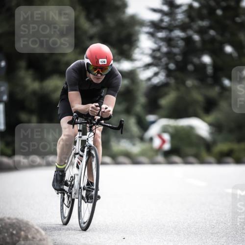 21.06.2026 - 29. Vierlanden-Triathlon H.Heesch http://msf.ph/oto/9885120 21.06.2026 10:36:50 Radfahren 55, 128, 197, 264, 292 meine-sportfotos.de