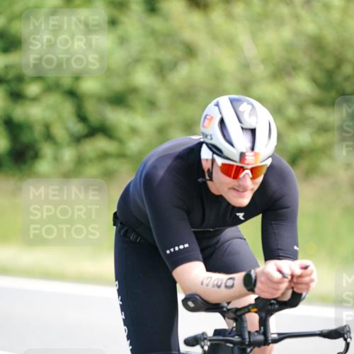 21.06.2026 - Viking Triathlon Michael Burmester http://msf.ph/oto/9885209 21.06.2026 11:21:19 Radfahren 24, 40, 43, 76, 76, 82, 203, 285, 328, 365, 380, 427, 433, 433, 575, 648 meine-sportfotos.de