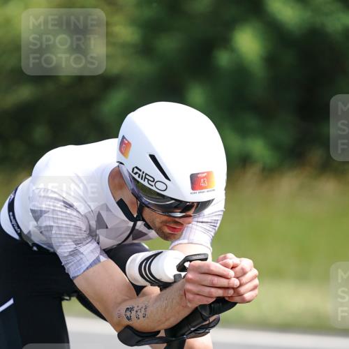 21.06.2026 - Viking Triathlon Michael Burmester http://msf.ph/oto/9885226 21.06.2026 11:21:30 Radfahren 24, 40, 43, 51, 76, 76, 82, 171, 203, 285, 298, 328, 365, 427, 433, 640, 648 meine-sportfotos.de
