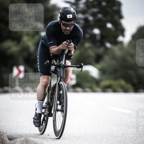 21.06.2026 - 29. Vierlanden-Triathlon H.Heesch http://msf.ph/oto/9885233 21.06.2026 10:37:03 Radfahren 4, 40, 354, 500 meine-sportfotos.de