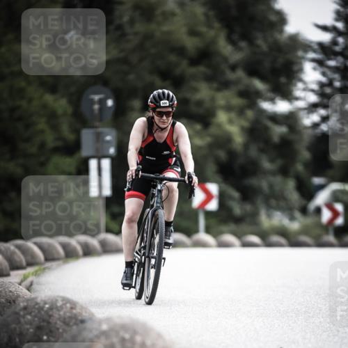 21.06.2026 - 29. Vierlanden-Triathlon H.Heesch http://msf.ph/oto/9885264 21.06.2026 10:37:08 Radfahren 7, 40, 61, 500 meine-sportfotos.de