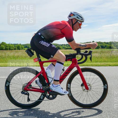 21.06.2026 - Viking Triathlon Michael Burmester http://msf.ph/oto/9885311 21.06.2026 11:32:51 Radfahren 33, 71, 137, 151, 233, 243, 248, 392, 398, 414, 415, 447, 550, 627, 636, 637, 641 meine-sportfotos.de