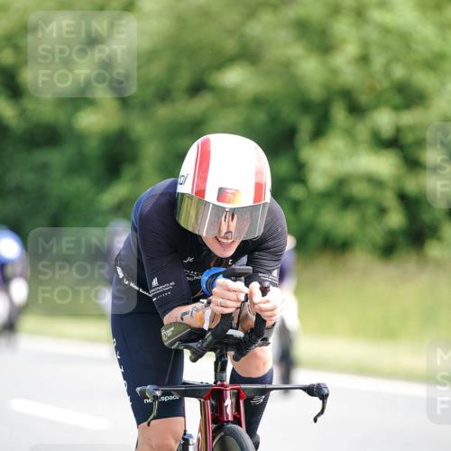 21.06.2026 - Viking Triathlon Michael Burmester http://msf.ph/oto/9885320 21.06.2026 11:21:44 Radfahren 24, 26, 40, 51, 76, 92, 171, 194, 203, 205, 269, 298, 328, 640, 648, 652 meine-sportfotos.de