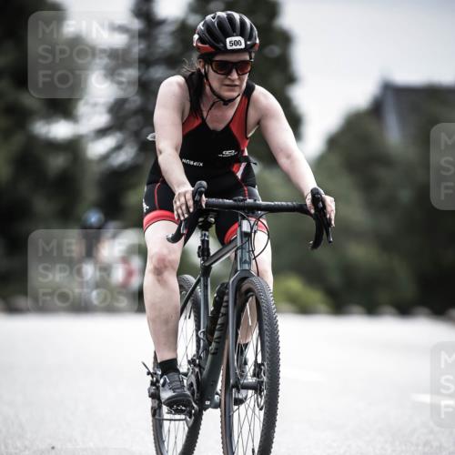 21.06.2026 - 29. Vierlanden-Triathlon H.Heesch http://msf.ph/oto/9885360 21.06.2026 10:37:09 Radfahren 7, 40, 61, 500 meine-sportfotos.de