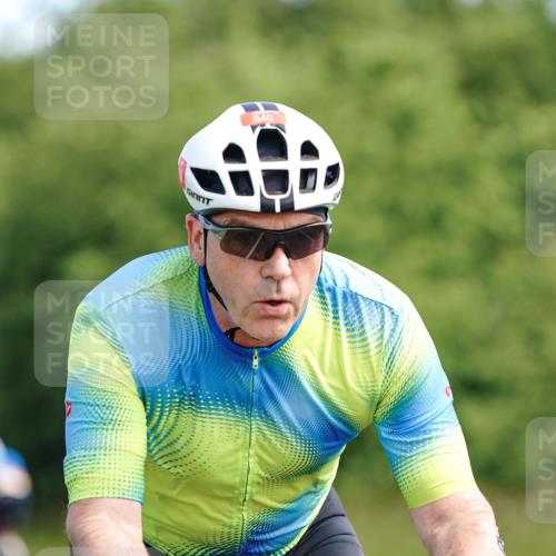 21.06.2026 - Viking Triathlon Michael Burmester http://msf.ph/oto/9885366 21.06.2026 11:21:46 Radfahren 24, 26, 51, 76, 92, 171, 178, 194, 205, 269, 298, 328, 640, 652 meine-sportfotos.de