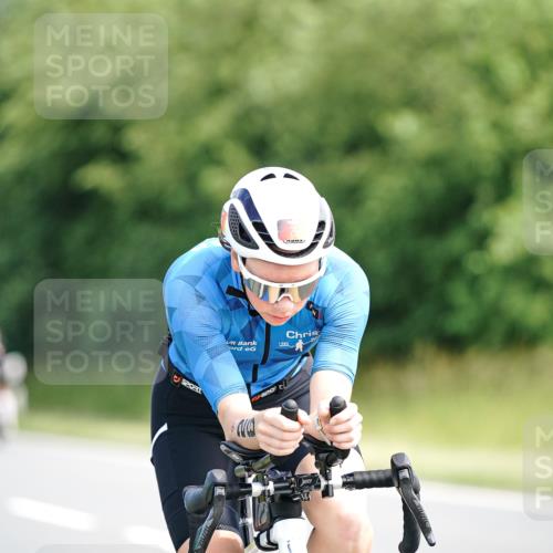 21.06.2026 - Viking Triathlon Michael Burmester http://msf.ph/oto/9885400 21.06.2026 11:21:57 Radfahren 26, 92, 178, 194, 205, 269, 603, 652 meine-sportfotos.de