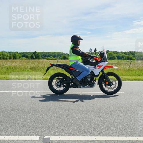 21.06.2026 - Viking Triathlon Michael Burmester http://msf.ph/oto/9885468 21.06.2026 11:35:08 Radfahren 9, 217, 231, 278, 278, 345 meine-sportfotos.de