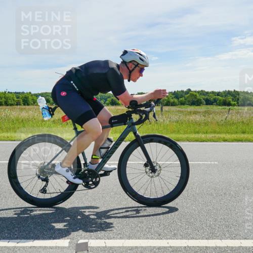 21.06.2026 - Viking Triathlon Michael Burmester http://msf.ph/oto/9885482 21.06.2026 11:35:13 Radfahren 9, 217, 231, 278, 278, 279, 318, 345 meine-sportfotos.de
