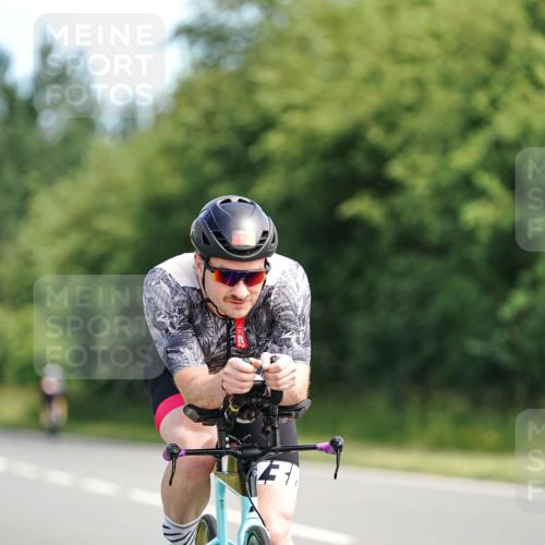 21.06.2026 - Viking Triathlon Michael Burmester http://msf.ph/oto/9885544 21.06.2026 11:22:34 Radfahren 136, 161, 174, 272, 272, 337, 475, 512, 564, 603, 621 meine-sportfotos.de