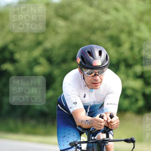 21.06.2026 - Viking Triathlon Michael Burmester http://msf.ph/oto/9885605 21.06.2026 11:22:37 Radfahren 136, 161, 174, 272, 475, 512, 564, 621 meine-sportfotos.de
