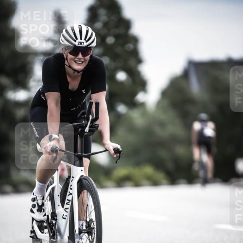 21.06.2026 - 29. Vierlanden-Triathlon H.Heesch http://msf.ph/oto/9885660 21.06.2026 10:37:35 Radfahren 252, 267 meine-sportfotos.de