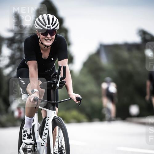 21.06.2026 - 29. Vierlanden-Triathlon H.Heesch http://msf.ph/oto/9885667 21.06.2026 10:37:35 Radfahren 252, 267 meine-sportfotos.de