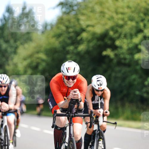 21.06.2026 - Viking Triathlon Michael Burmester http://msf.ph/oto/9885700 21.06.2026 11:24:43 Radfahren 55, 55, 64, 68, 117, 182, 199, 255, 267, 386, 397, 413, 490, 502, 545, 612, 634 meine-sportfotos.de