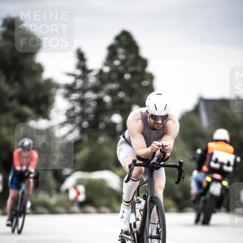 21.06.2026 - 29. Vierlanden-Triathlon H.Heesch http://msf.ph/oto/9885718 21.06.2026 10:37:49 Radfahren 20, 27, 35, 67, 233, 275, 336, 429, 437 meine-sportfotos.de