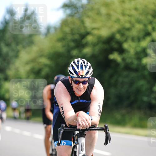 21.06.2026 - Viking Triathlon Michael Burmester http://msf.ph/oto/9885724 21.06.2026 11:24:44 Radfahren 55, 55, 64, 68, 117, 182, 199, 255, 267, 386, 397, 413, 490, 502, 515, 545, 612, 634 meine-sportfotos.de