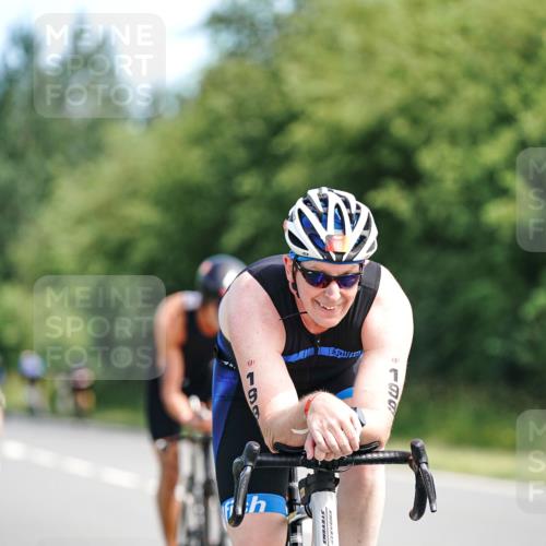 21.06.2026 - Viking Triathlon Michael Burmester http://msf.ph/oto/9885736 21.06.2026 11:24:44 Radfahren 55, 55, 64, 68, 117, 182, 199, 255, 267, 386, 397, 413, 490, 502, 515, 545, 612, 634 meine-sportfotos.de