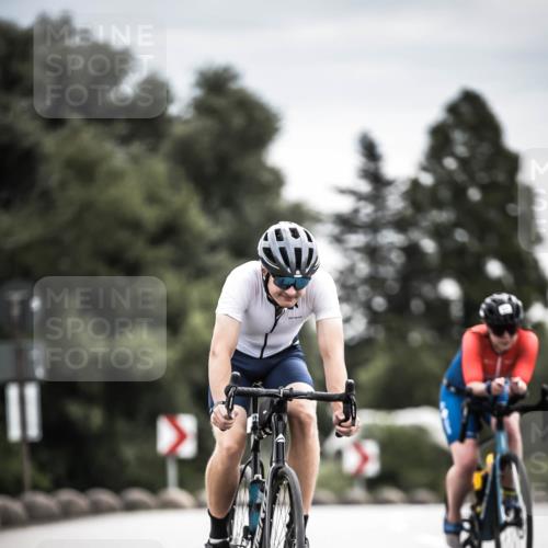 21.06.2026 - 29. Vierlanden-Triathlon H.Heesch http://msf.ph/oto/9885737 21.06.2026 10:37:50 Radfahren 20, 35, 67, 233, 303, 336, 429, 437 meine-sportfotos.de