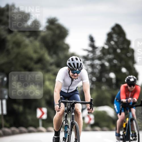 21.06.2026 - 29. Vierlanden-Triathlon H.Heesch http://msf.ph/oto/9885743 21.06.2026 10:37:50 Radfahren 20, 35, 67, 233, 303, 336, 429, 437 meine-sportfotos.de