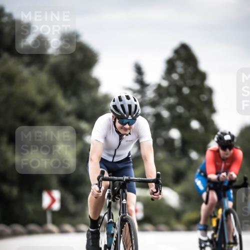 21.06.2026 - 29. Vierlanden-Triathlon H.Heesch http://msf.ph/oto/9885748 21.06.2026 10:37:50 Radfahren 20, 35, 67, 233, 303, 336, 429, 437 meine-sportfotos.de
