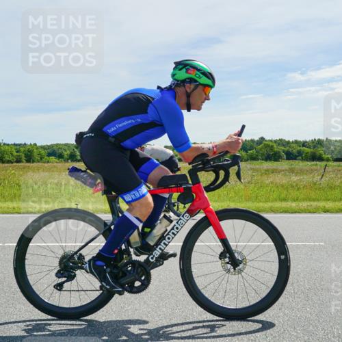 21.06.2026 - Viking Triathlon Michael Burmester http://msf.ph/oto/9885755 21.06.2026 11:38:09 Radfahren 13, 17, 30, 54, 230, 238, 249, 310, 343, 391, 444, 534, 635, 635, 644 meine-sportfotos.de
