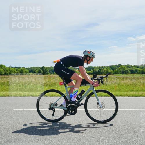 21.06.2026 - Viking Triathlon Michael Burmester http://msf.ph/oto/9885794 21.06.2026 11:38:49 Radfahren 100, 105, 139, 164, 171, 268, 276, 531, 563, 605, 606, 617, 638, 648 meine-sportfotos.de